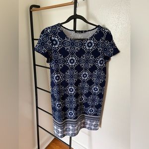 Women’s boohoo short sleeve short dress